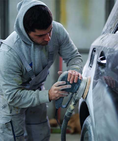 Full-Service Auto Garage Oman